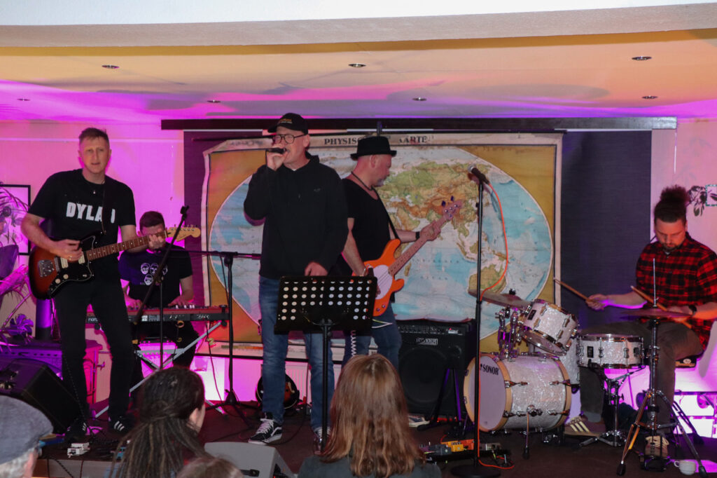 Tante Matta: Eine tolle Lesung von Sarah und das Konzert hat Spaß gemacht. Vielen…